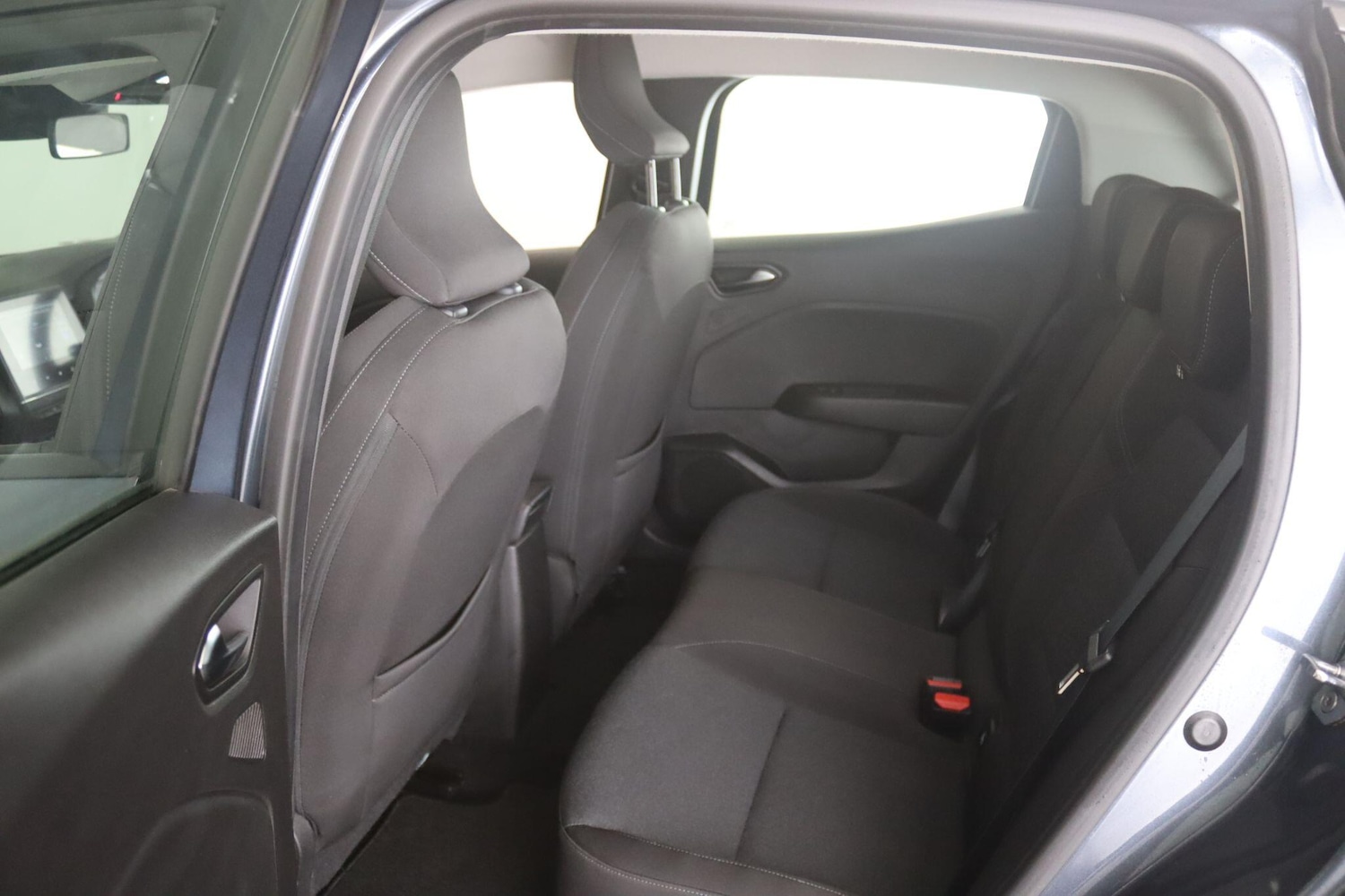 Used Renault Clio for sale - 77647062: Photo 12