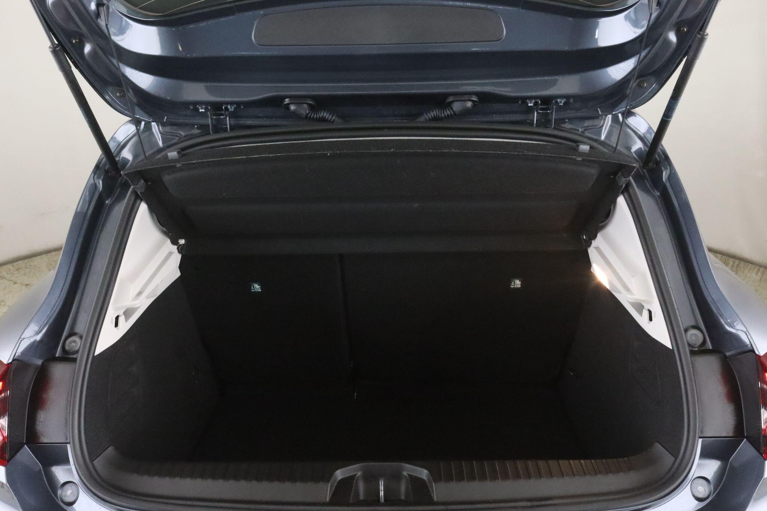 Used Renault Clio for sale - 77647062: Photo 13