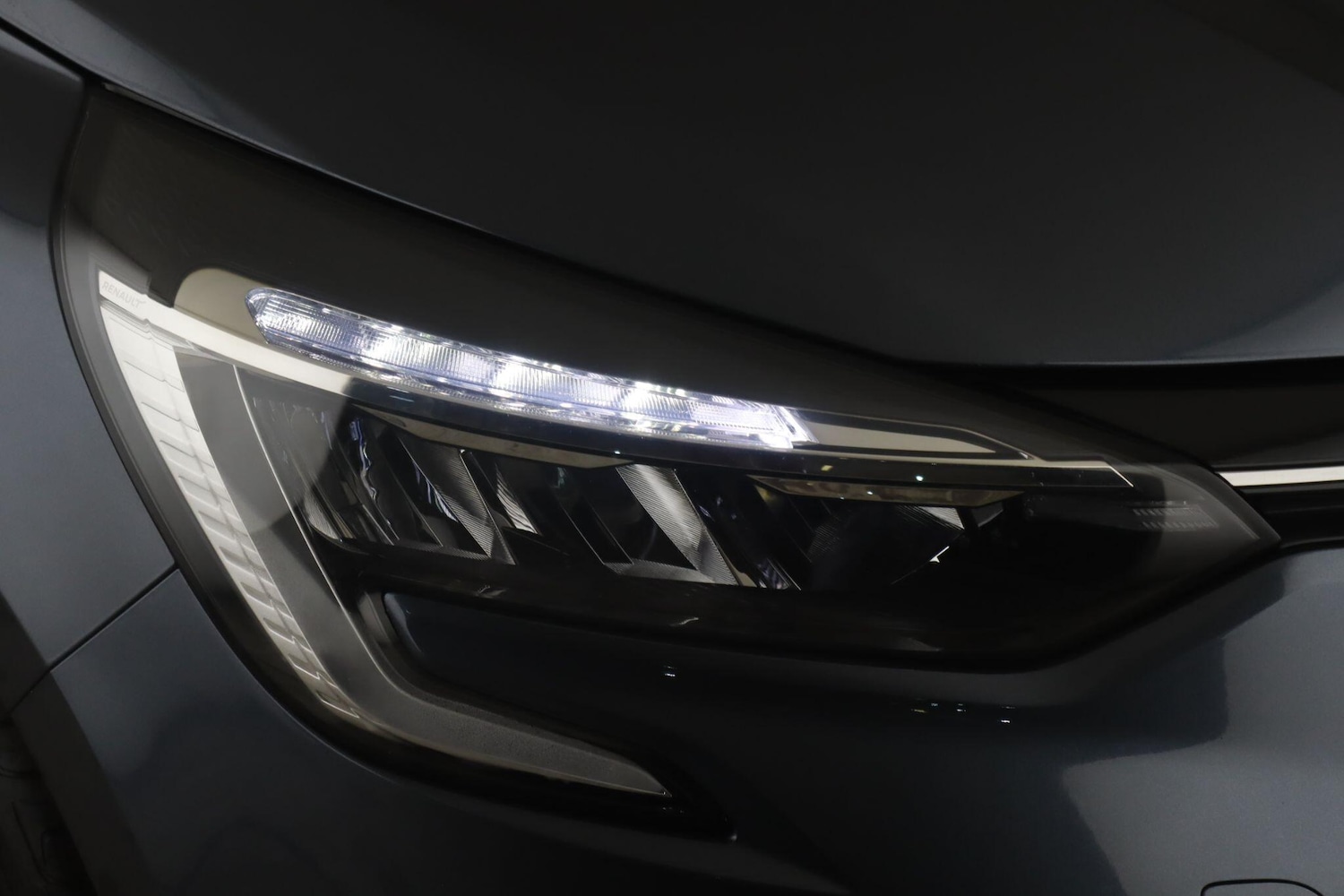 Used Renault Clio for sale - 77647062: Photo 9