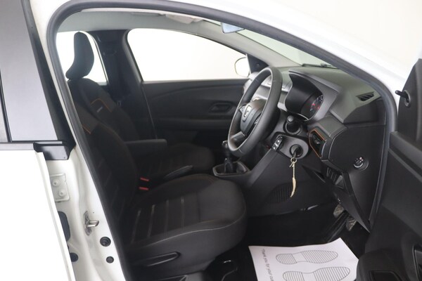 Used Dacia Sandero Stepway 2021 for sale - 76294457: Photo 16