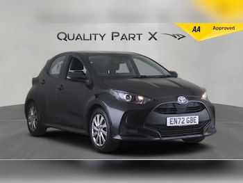 Used Toyota Yaris 2023 for sale - 77441310: Photo