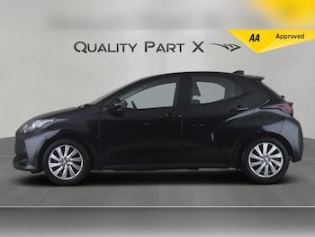 Used Toyota Yaris 2023 for sale - 77441310: Photo