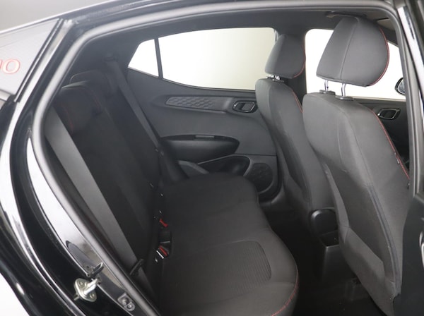 Used Hyundai i10 2022 for sale - 76215704: Photo 12