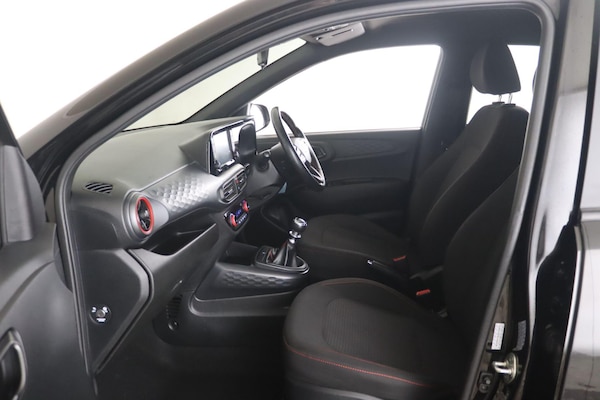 Used Hyundai i10 2022 for sale - 76215704: Photo 9