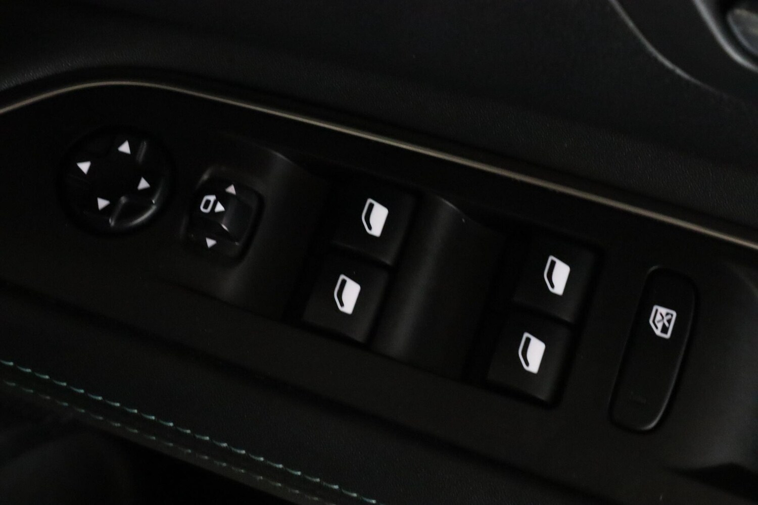 Used Peugeot 3008 2021 for sale - 76123015: Photo 17