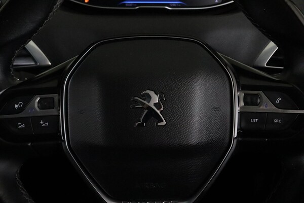 Used Peugeot 3008 2021 for sale - 76123015: Photo 18