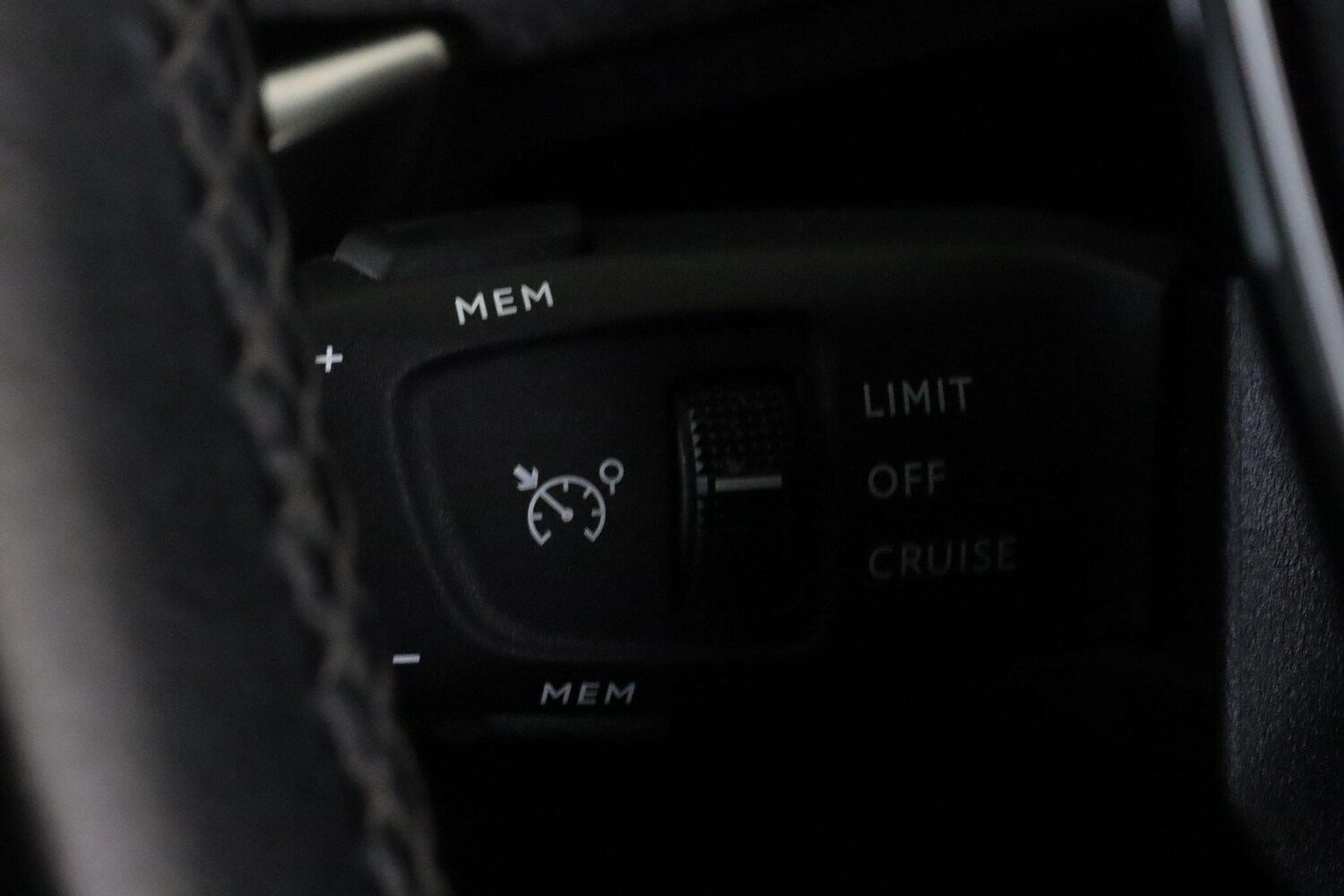 Used Peugeot 3008 2021 for sale - 76123015: Photo 20