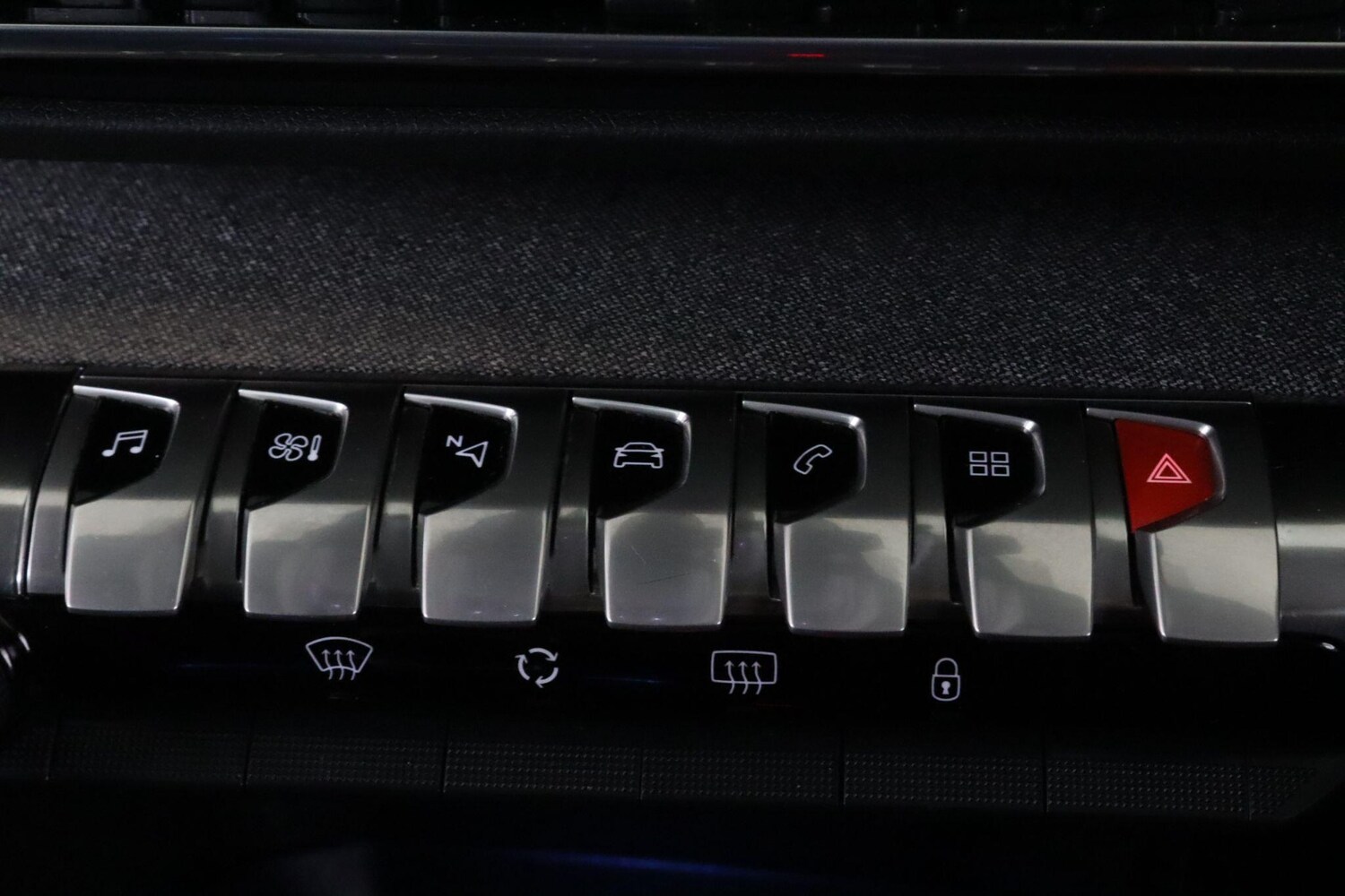 Used Peugeot 3008 2021 for sale - 76123015: Photo 21