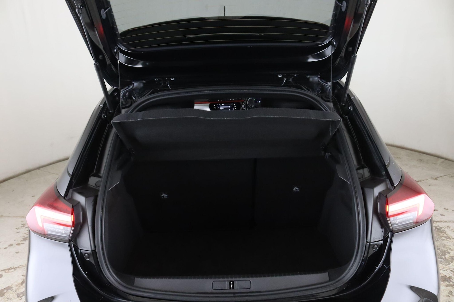 Used Vauxhall Corsa for sale - 77958549: Photo 13