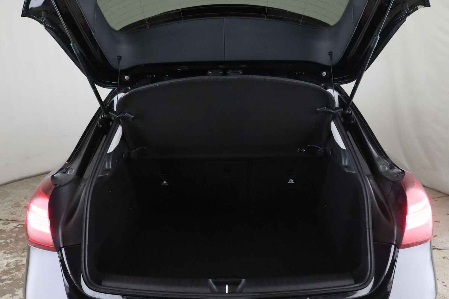 Used Mercedes-Benz GLA 2020 for sale - 76781446: Photo 13