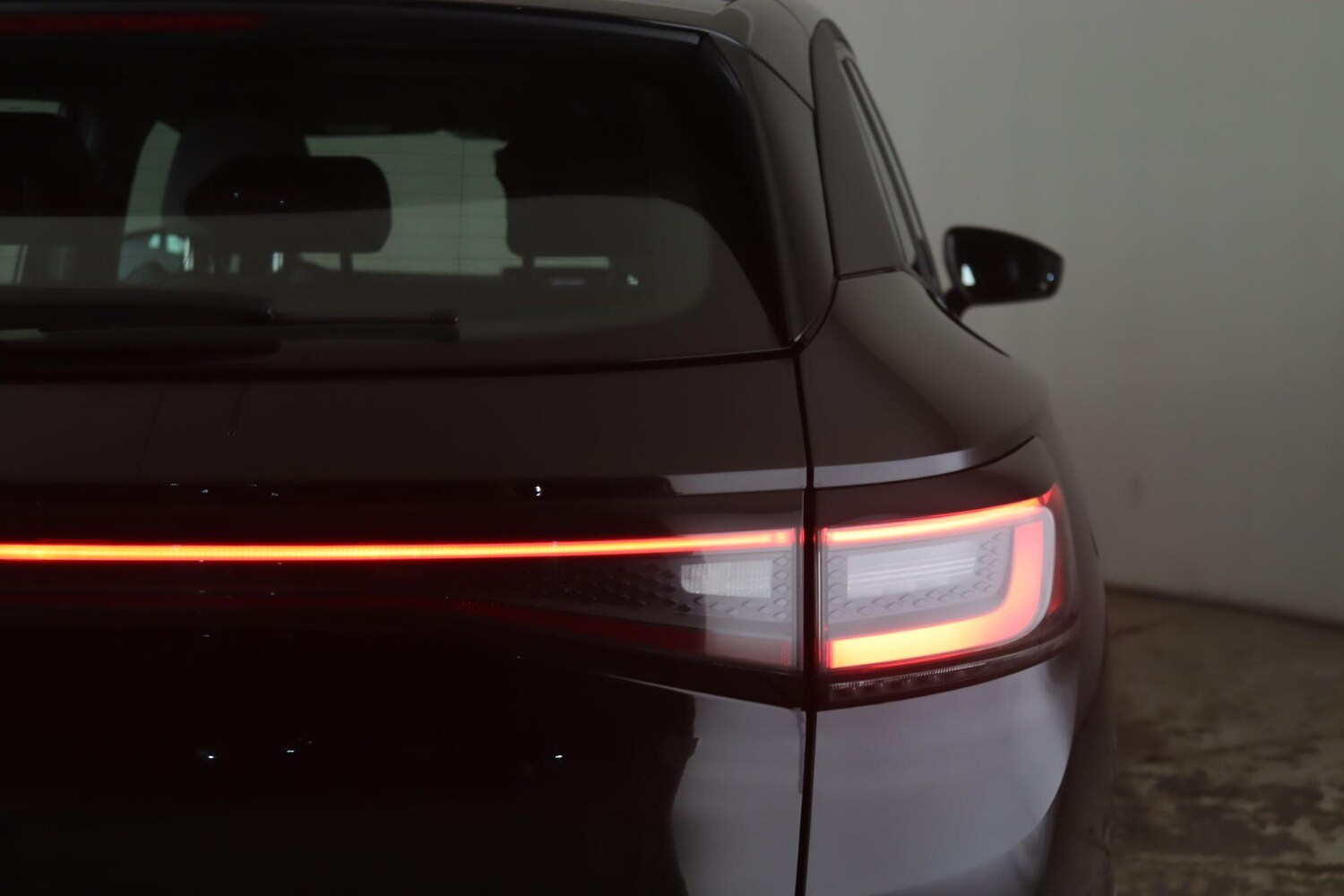 Used Volkswagen ID.4 2022 for sale - 76913431: Photo 10