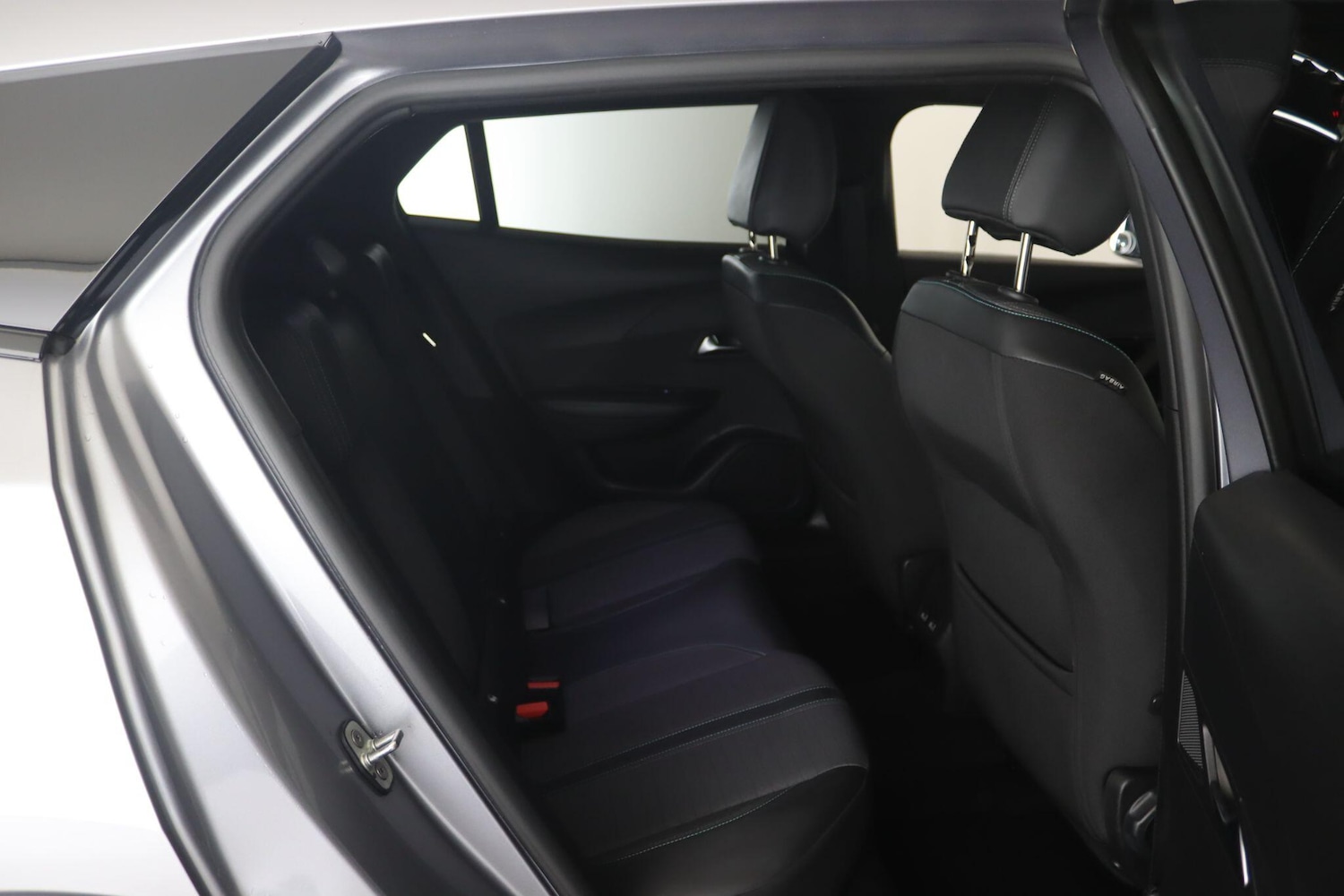 Used Peugeot 2008 2023 for sale - 76349572: Photo 14