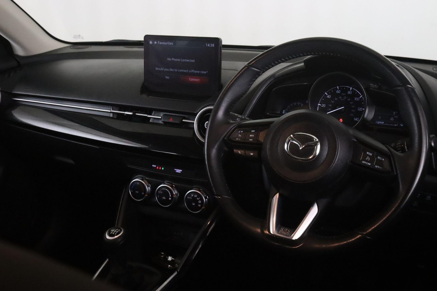 Used Mazda Mazda2 2022 for sale - 76899239: Photo 16