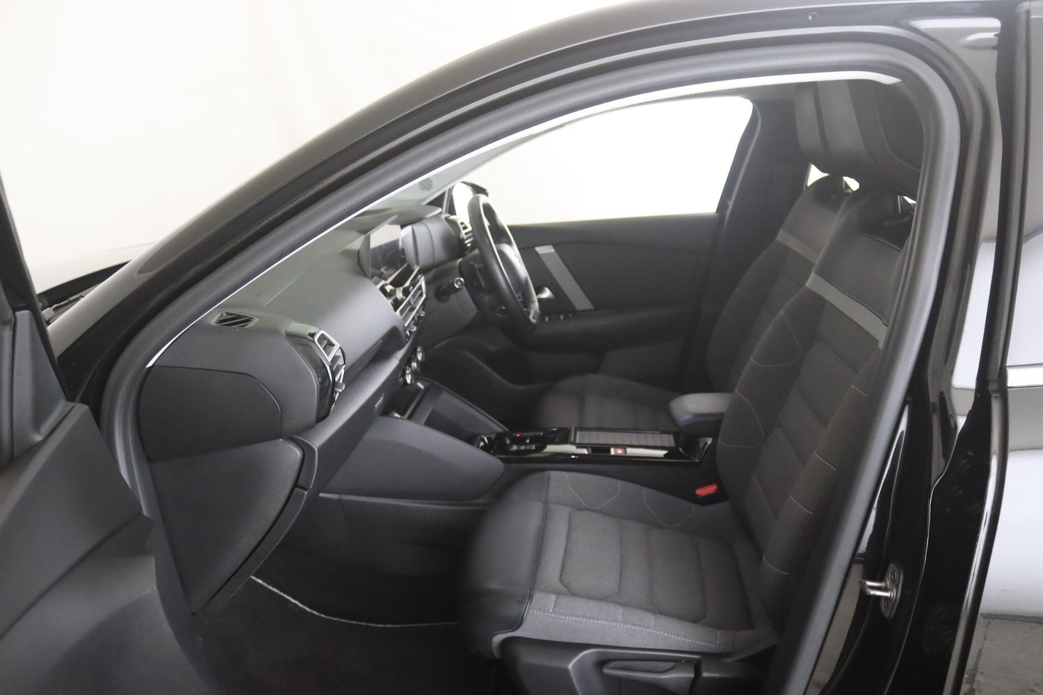 Used Citroen C4 2022 for sale - 77439731: Photo 10