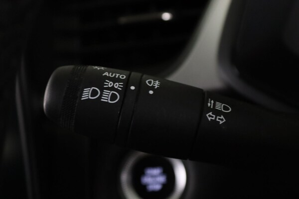 Used Renault Captur 2023 for sale - 75024219: Photo 21