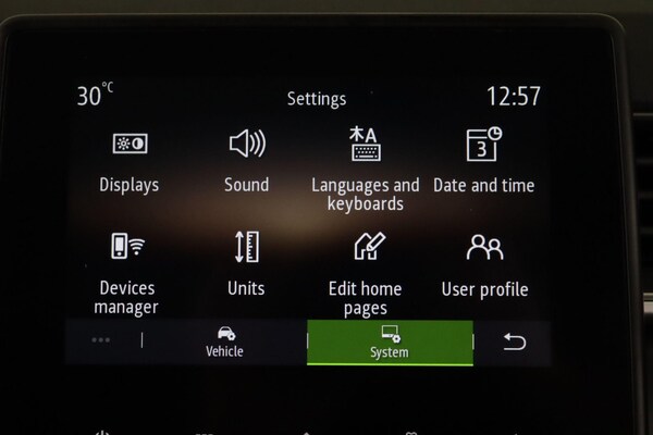 Used Renault Captur 2023 for sale - 75024219: Photo 39
