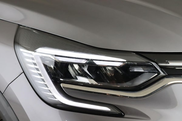 Used Renault Captur 2023 for sale - 75024219: Photo 8