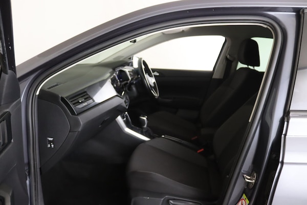 Used Volkswagen Polo 2024 for sale - 75658856: Photo 10