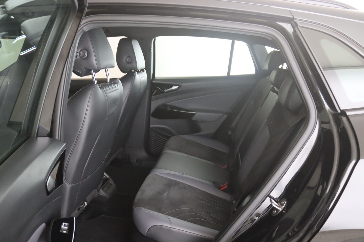 Used Volkswagen ID.4 2022 for sale - 76913682: Photo 12