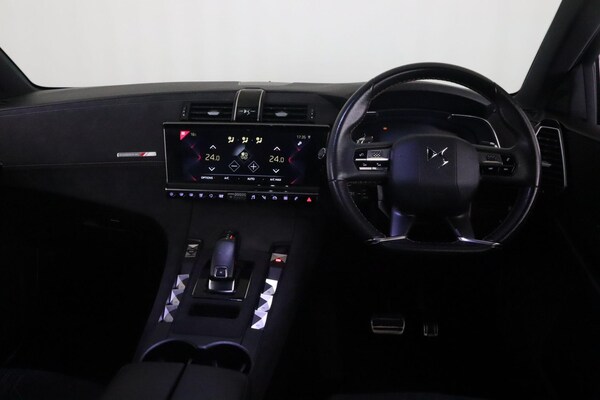 Used DS Automobiles DS 7 Crossback 2019 for sale - 76228058: Photo 15