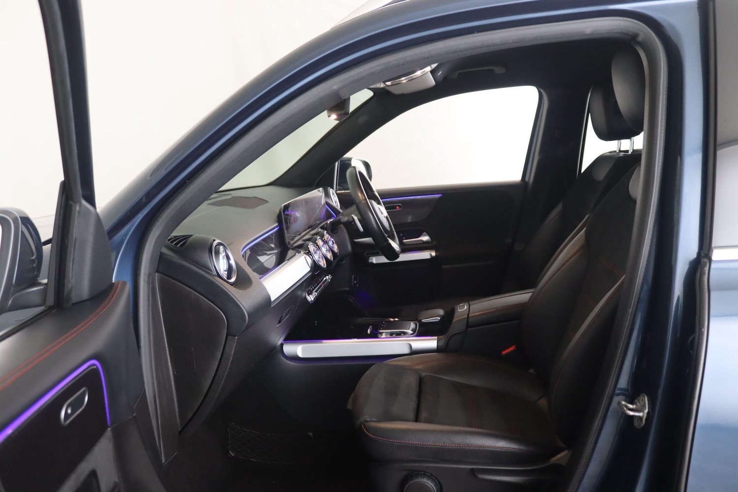 Used Mercedes-Benz GLB 2021 for sale - 76499503: Photo 12