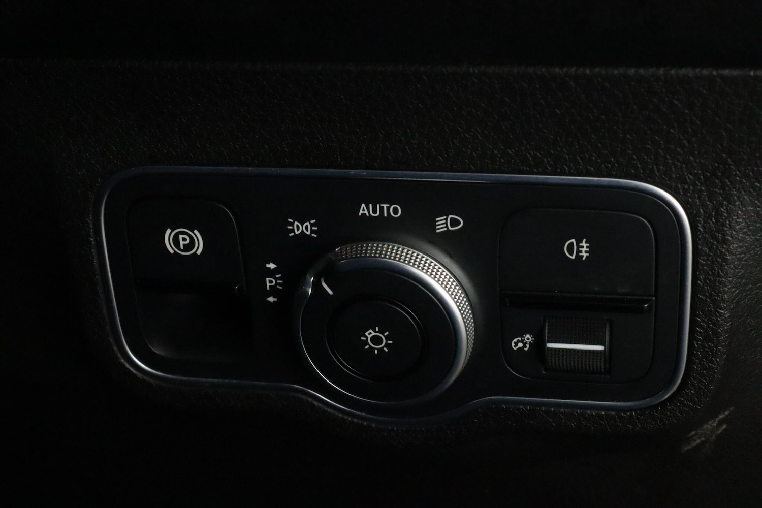 Used Mercedes-Benz GLB 2021 for sale - 76499503: Photo 23