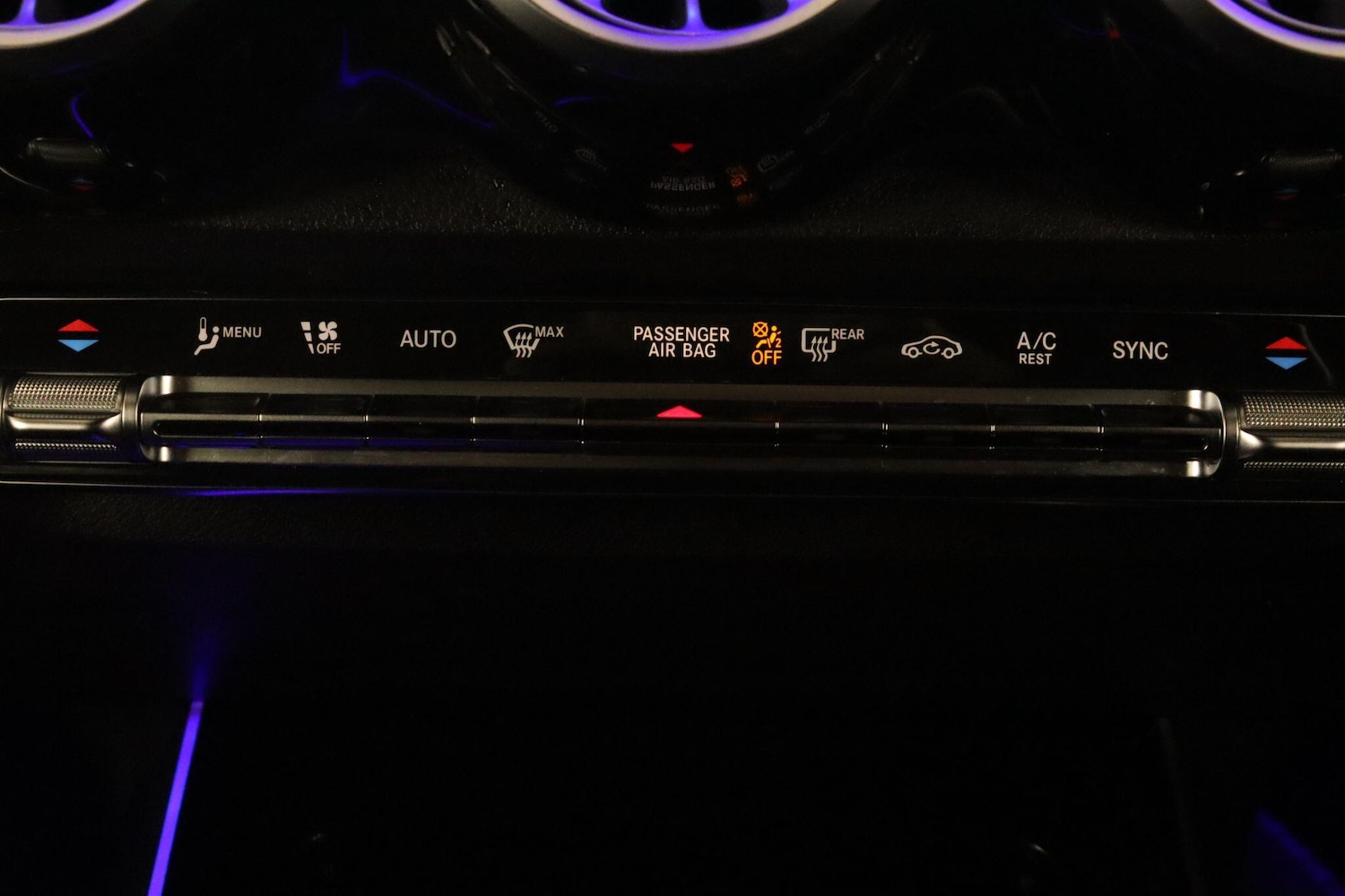 Used Mercedes-Benz GLB 2021 for sale - 76499503: Photo 29