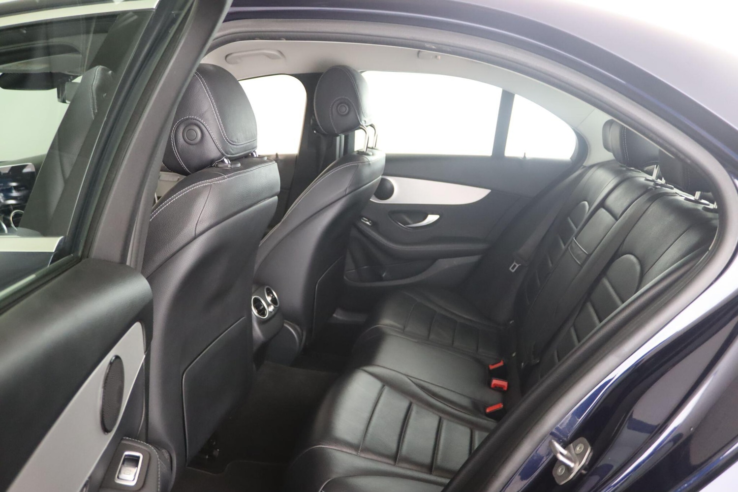 Used Mercedes-Benz C Class 2020 for sale - 76742351: Photo 12