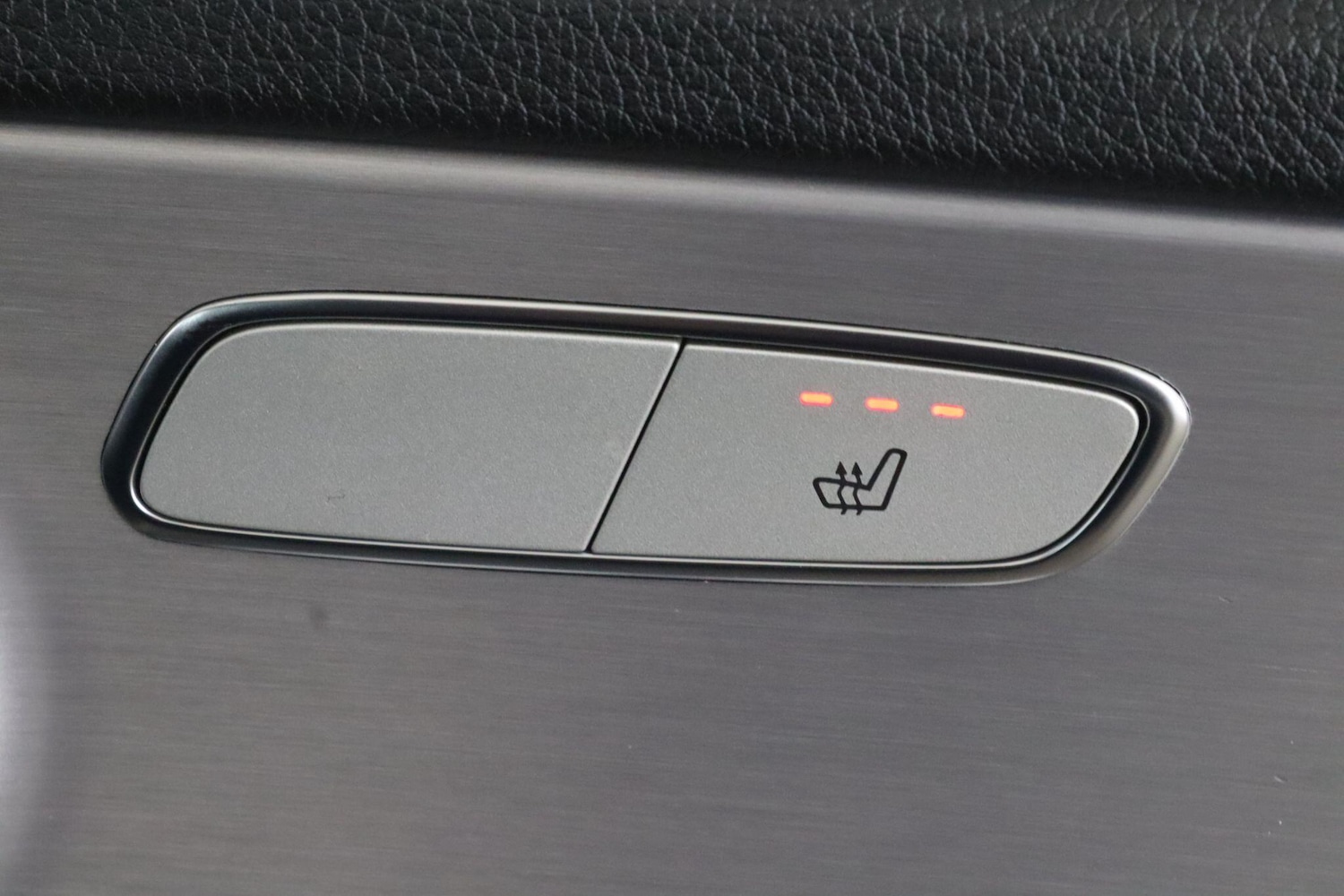 Used Mercedes-Benz C Class 2020 for sale - 76742351: Photo 18