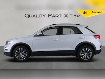 Used Volkswagen T-Roc 2019 for sale - 75747308: Photo