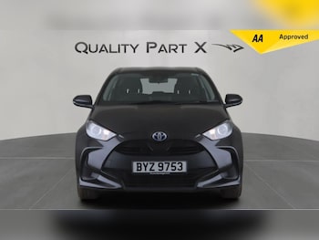 Used Toyota Yaris 2023 for sale - 78752415: Photo