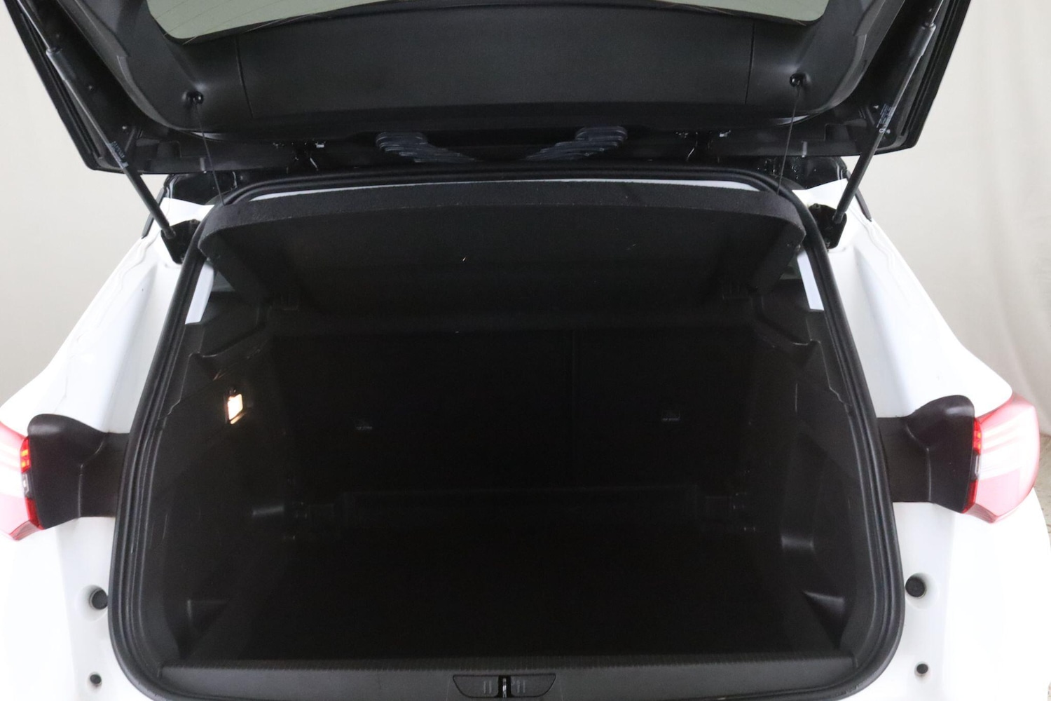 Used Vauxhall Grandland 2022 for sale - 77280014: Photo 13