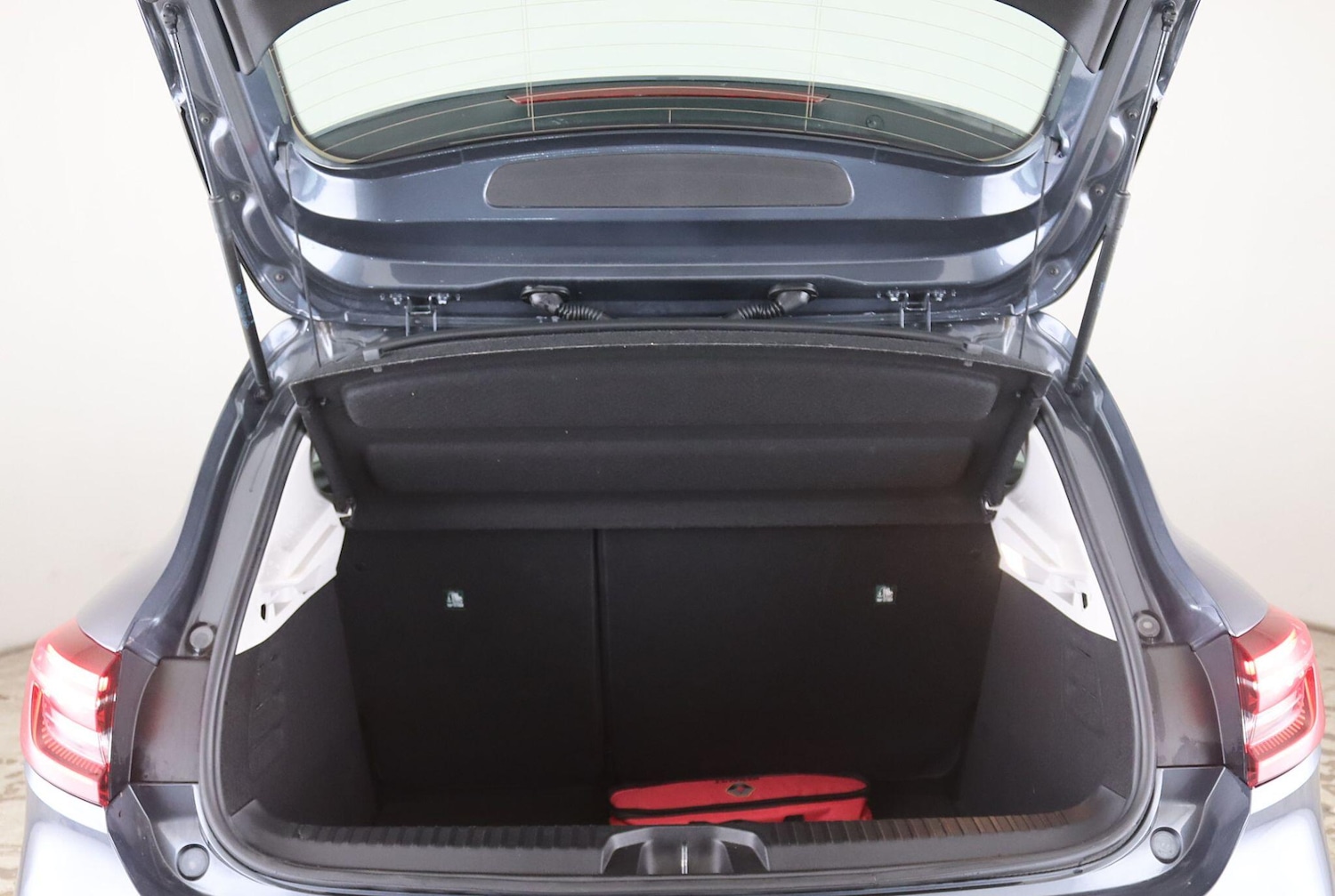 Used Renault Clio 2021 for sale - 77108749: Photo 13