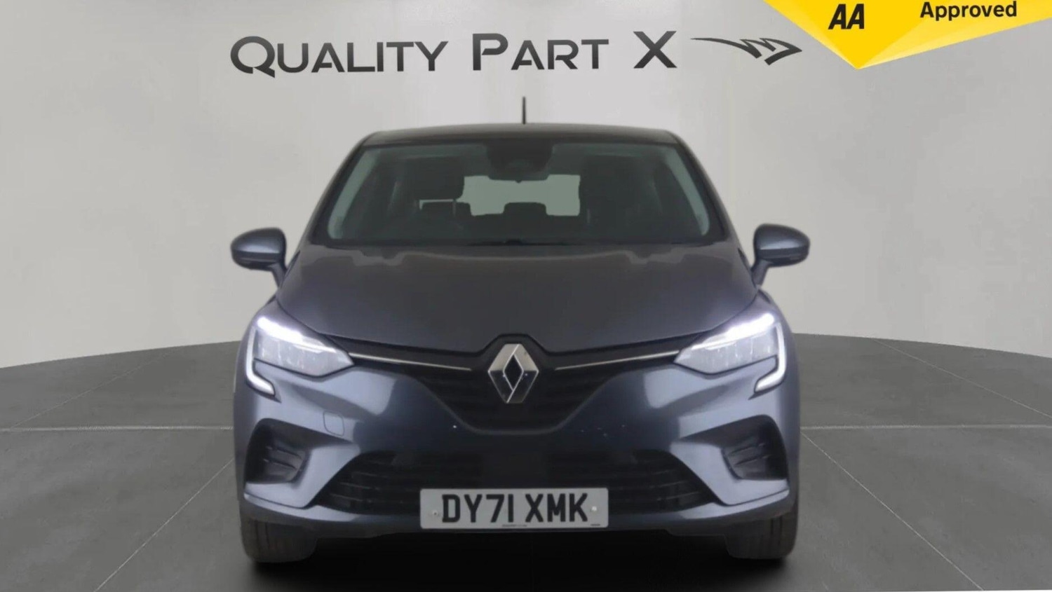Used Renault Clio 2021 for sale - 77108749: Photo 2