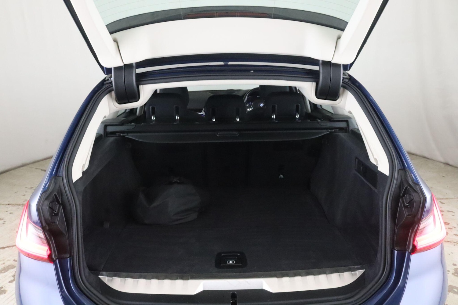 Used BMW 3 Series 2021 for sale - 76498472: Photo 14