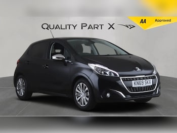 Used Peugeot 208 2019 for sale - 77468821: Photo