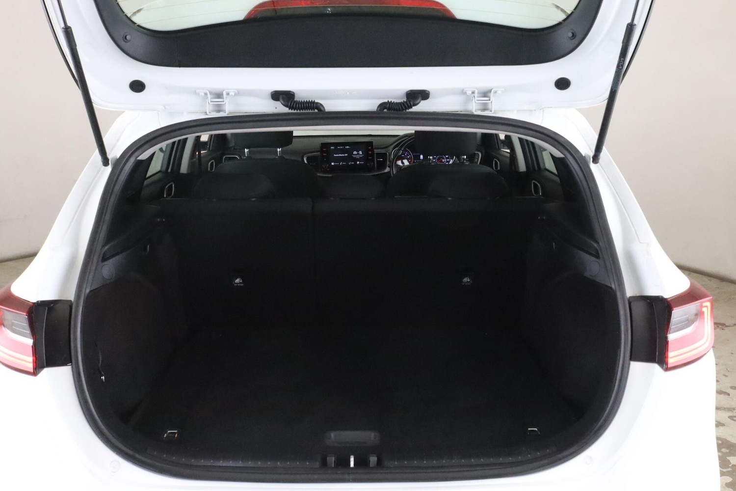 Used Kia Ceed 2022 for sale - 76584996: Photo 11