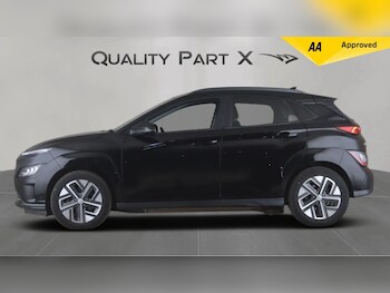 Used Hyundai KONA 2023 for sale - 78911764: Photo