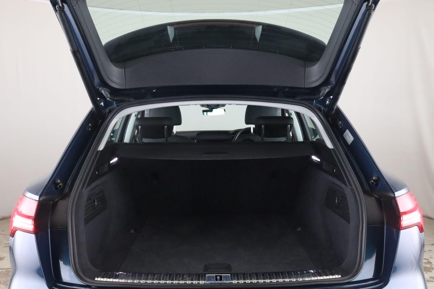 Used Audi e-tron 2021 for sale - 76472374: Photo 13