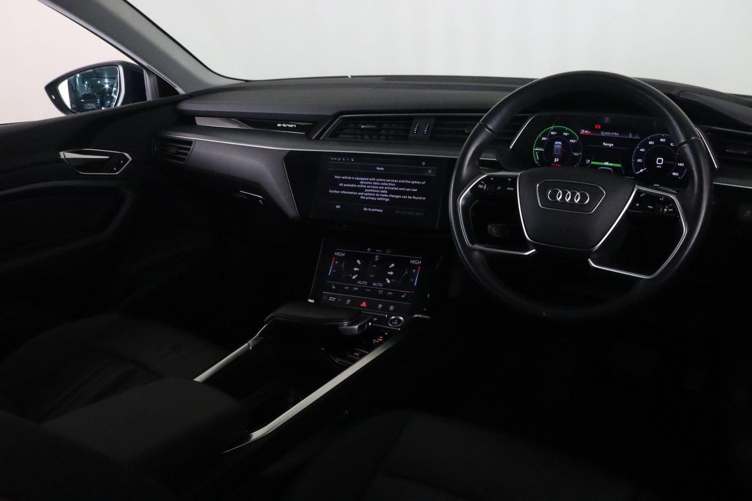 Used Audi e-tron 2021 for sale - 76472374: Photo 16