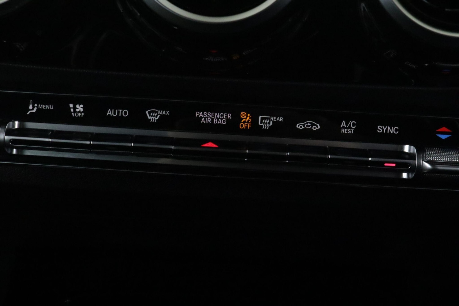 Used Mercedes-Benz GLA 2020 for sale - 76307705: Photo 25