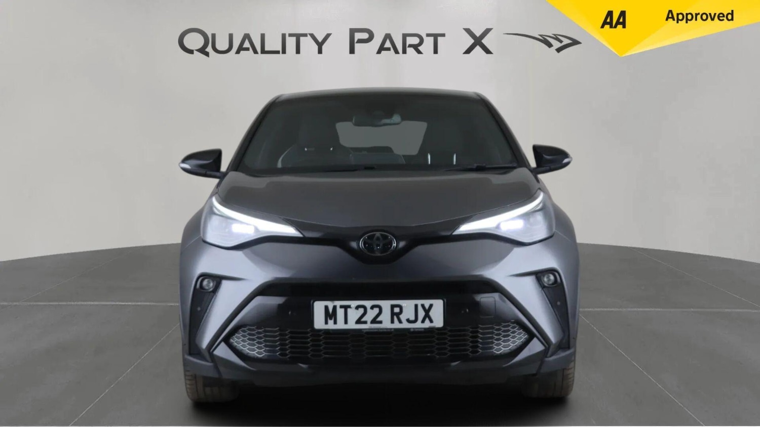 Used Toyota C-HR 2022 for sale - 76021061: Photo 2