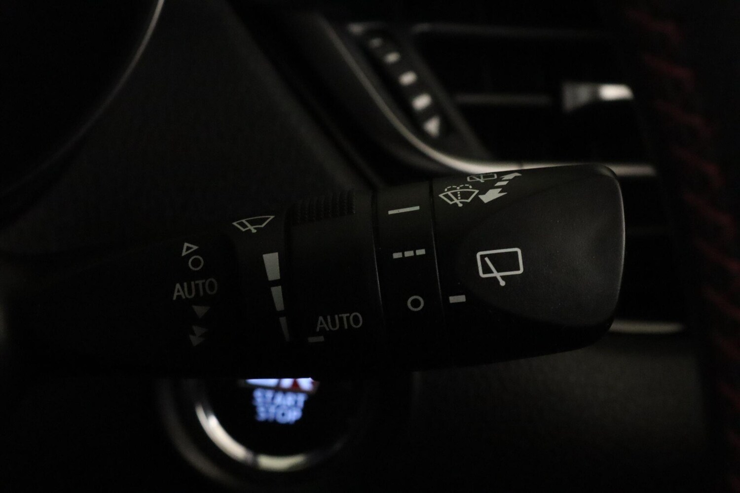 Used Toyota C-HR 2022 for sale - 76021061: Photo 23