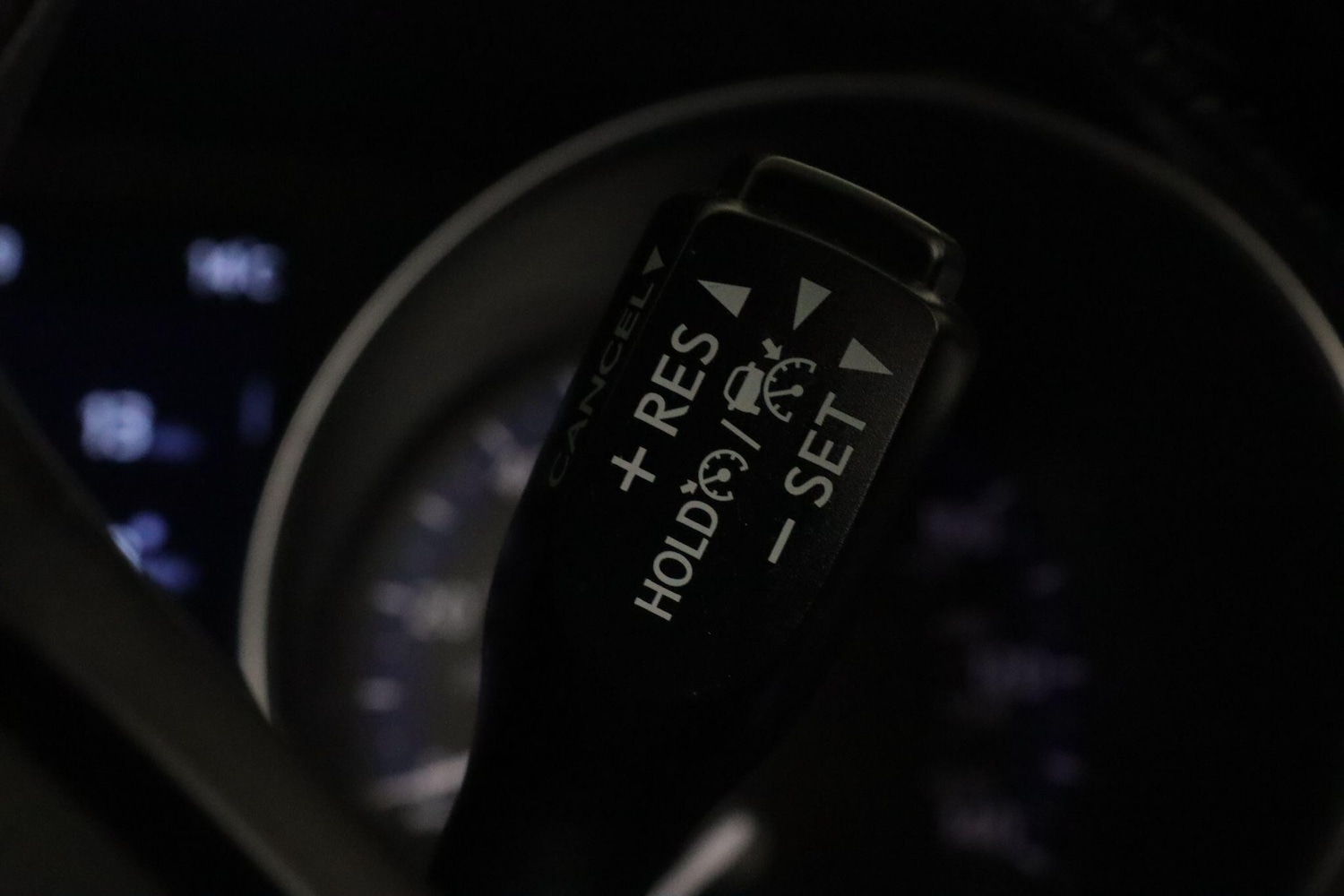 Used Toyota C-HR 2022 for sale - 76021061: Photo 24