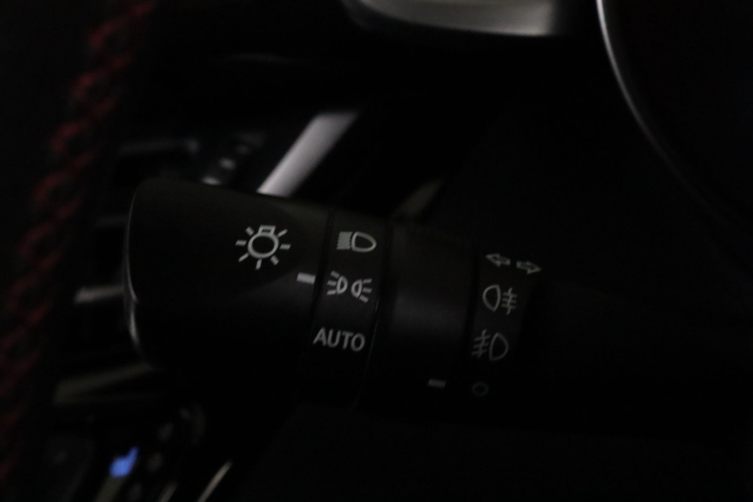 Used Toyota C-HR 2022 for sale - 76021061: Photo 25