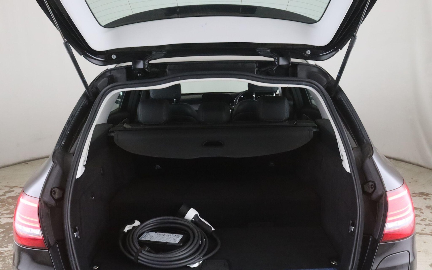 Used Mercedes-Benz C Class 2021 for sale - 78171393: Photo 11