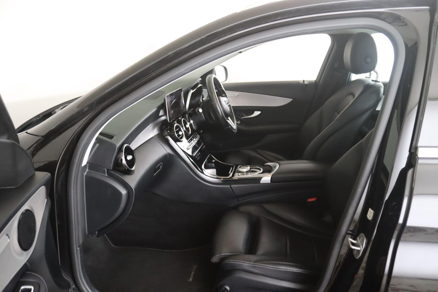 Used Mercedes-Benz C Class 2021 for sale - 78171393: Photo 9