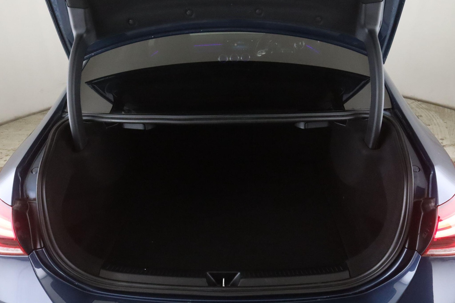 Used Mercedes-Benz A-Class 2021 for sale - 76913642: Photo 15