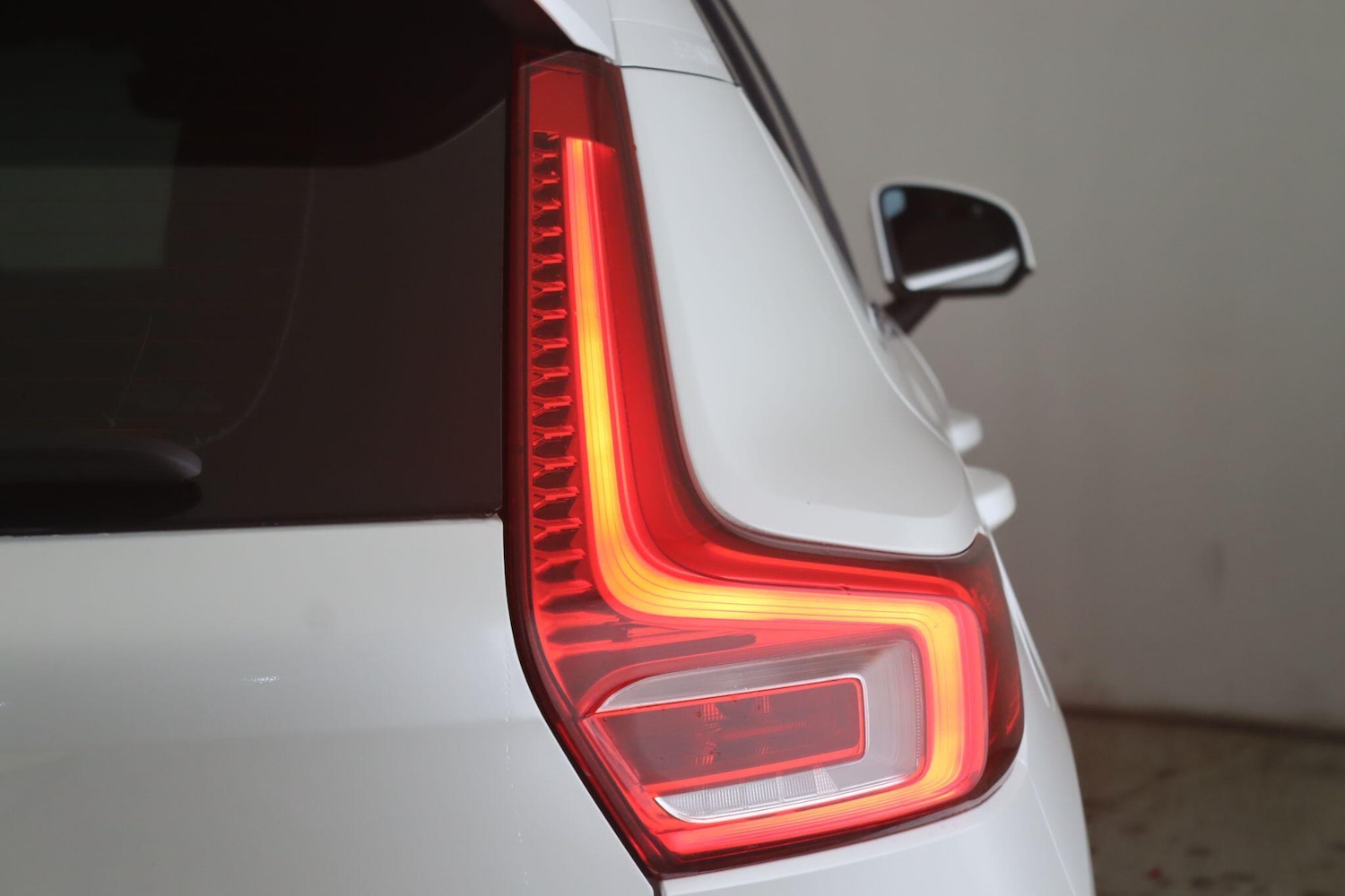 Used Volvo XC40 2022 for sale - 77143927: Photo 10