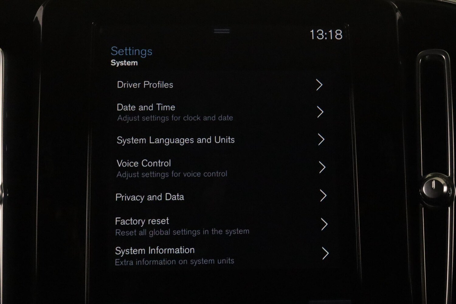 Used Volvo XC40 2022 for sale - 77143927: Photo 37